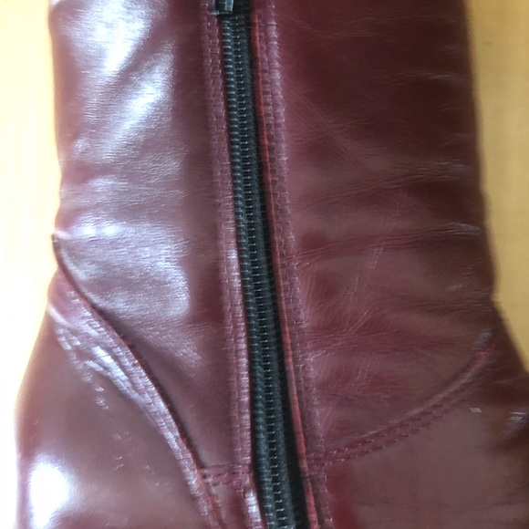 Women's Burgundy Leather Ankle Boots - Picture 4 of 8